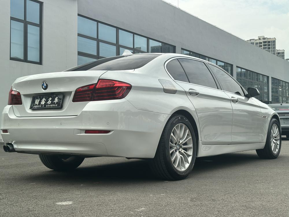 BMW BMW 5-Series