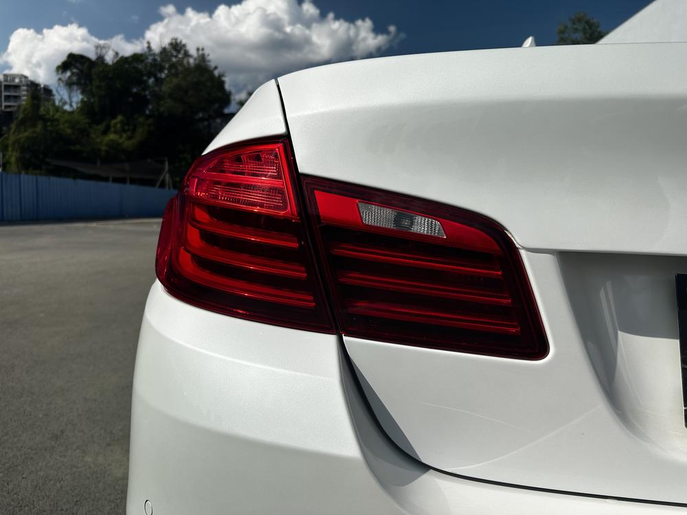BMW BMW 5-Series