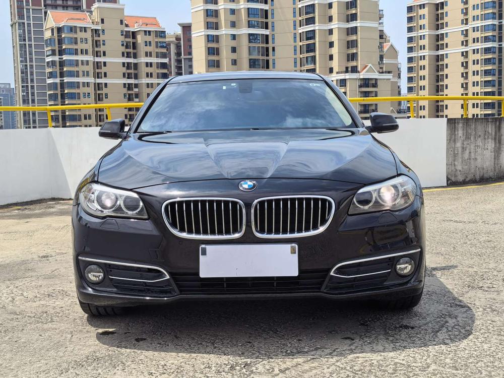 BMW BMW 5-Series