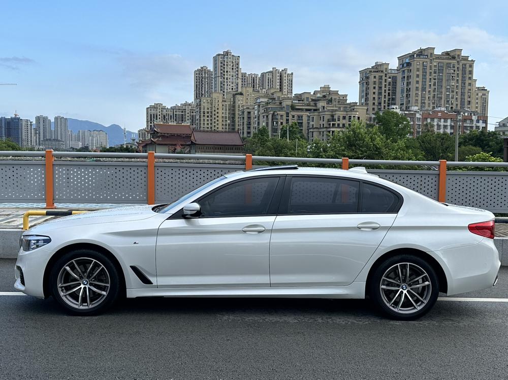 BMW BMW 5-Series