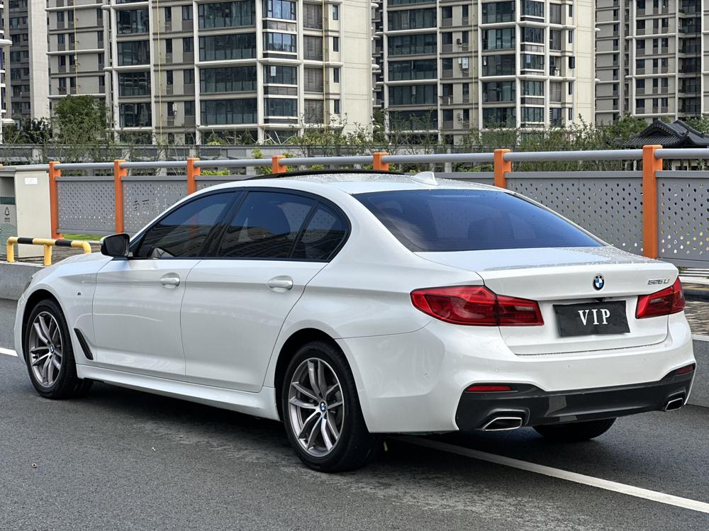 BMW BMW 5-Series