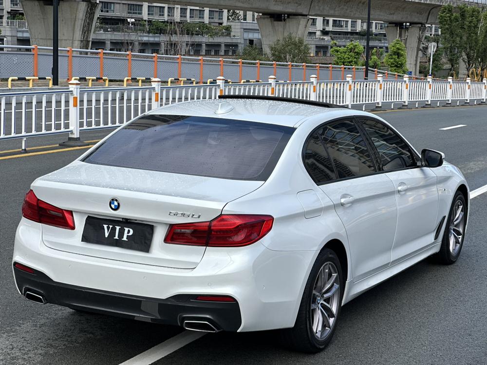 BMW BMW 5-Series