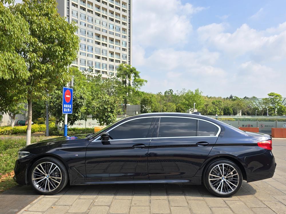 BMW BMW 5-Series