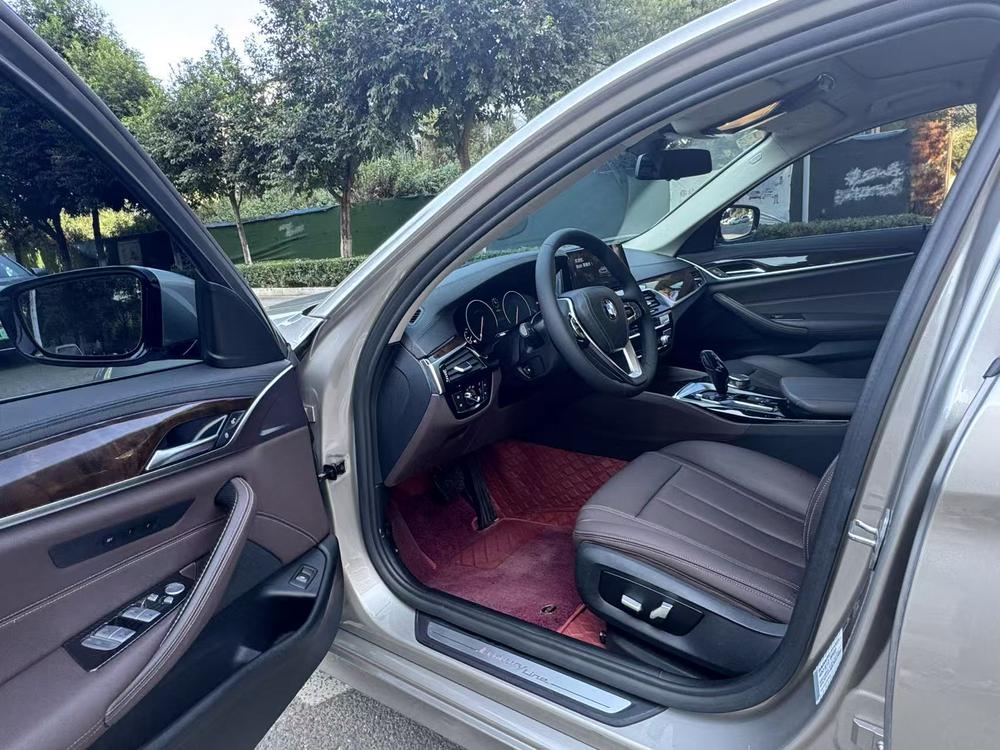 BMW BMW 5-Series