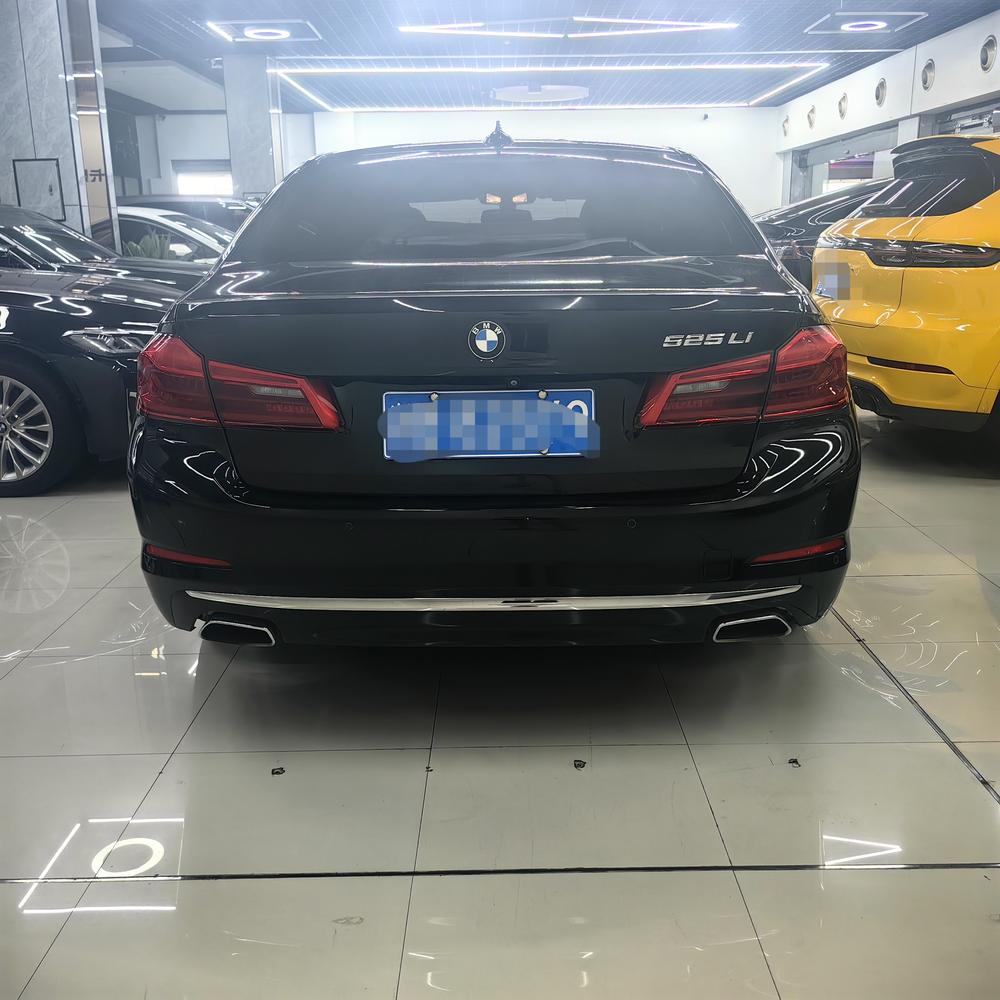 BMW BMW 5-Series