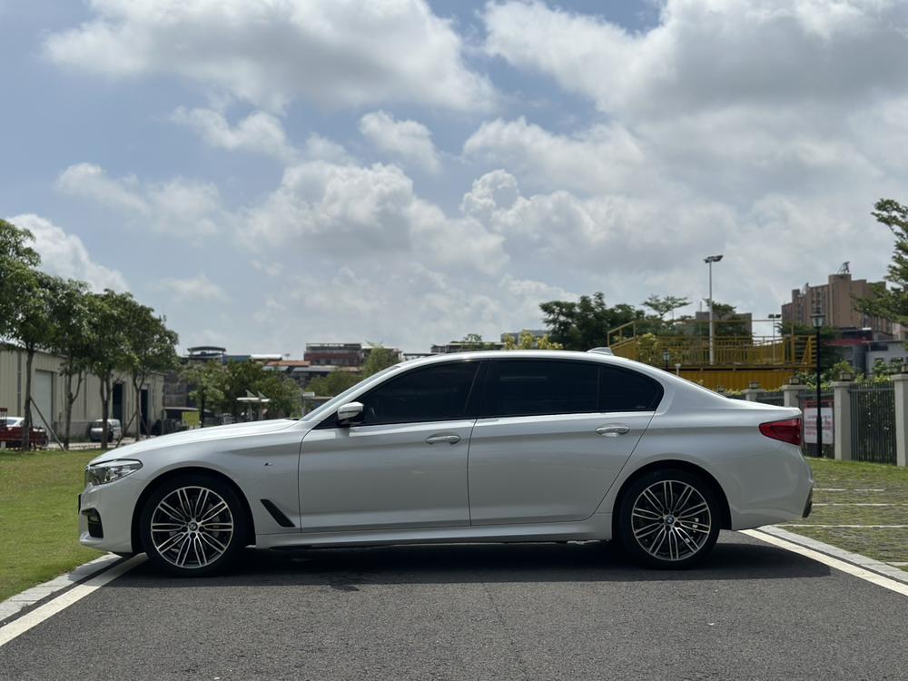 BMW BMW 5-Series