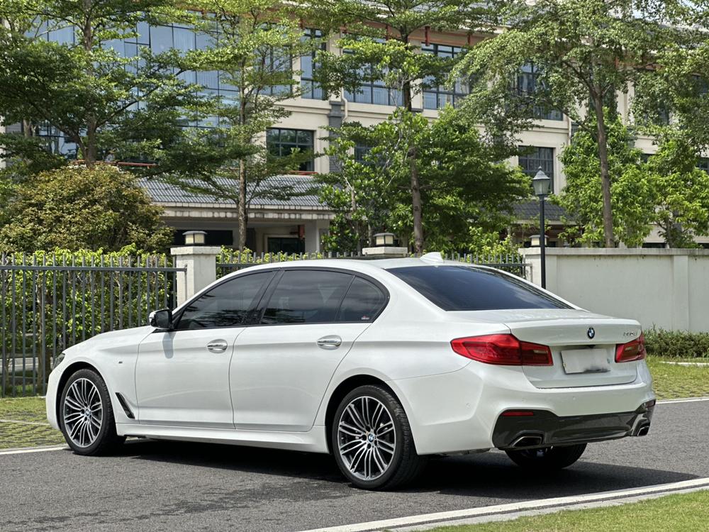 BMW BMW 5-Series