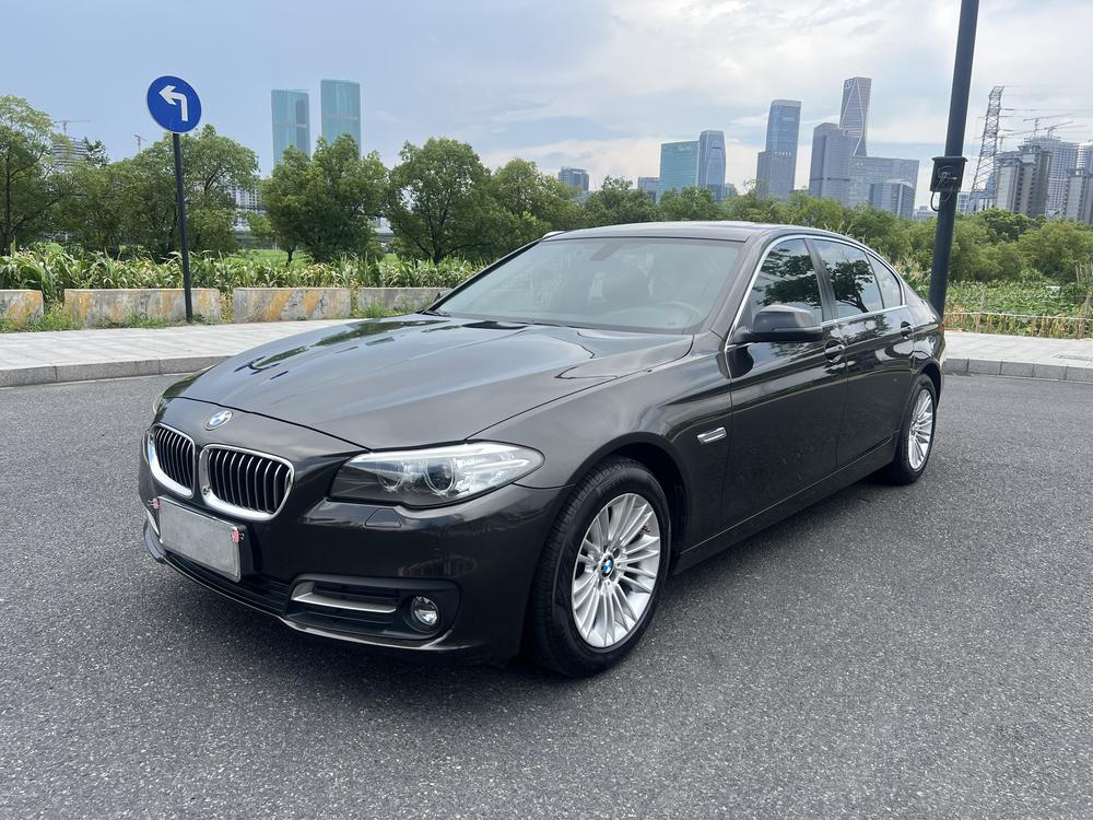 BMW BMW 5-Series