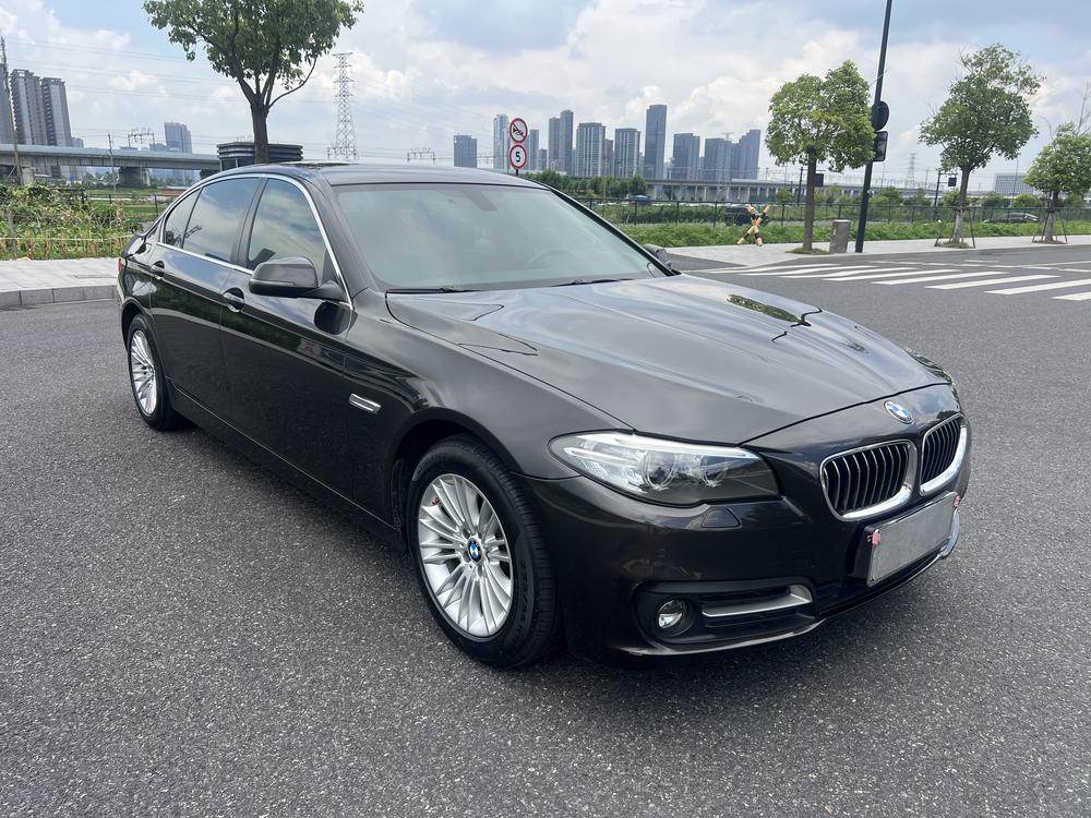 BMW BMW 5-Series