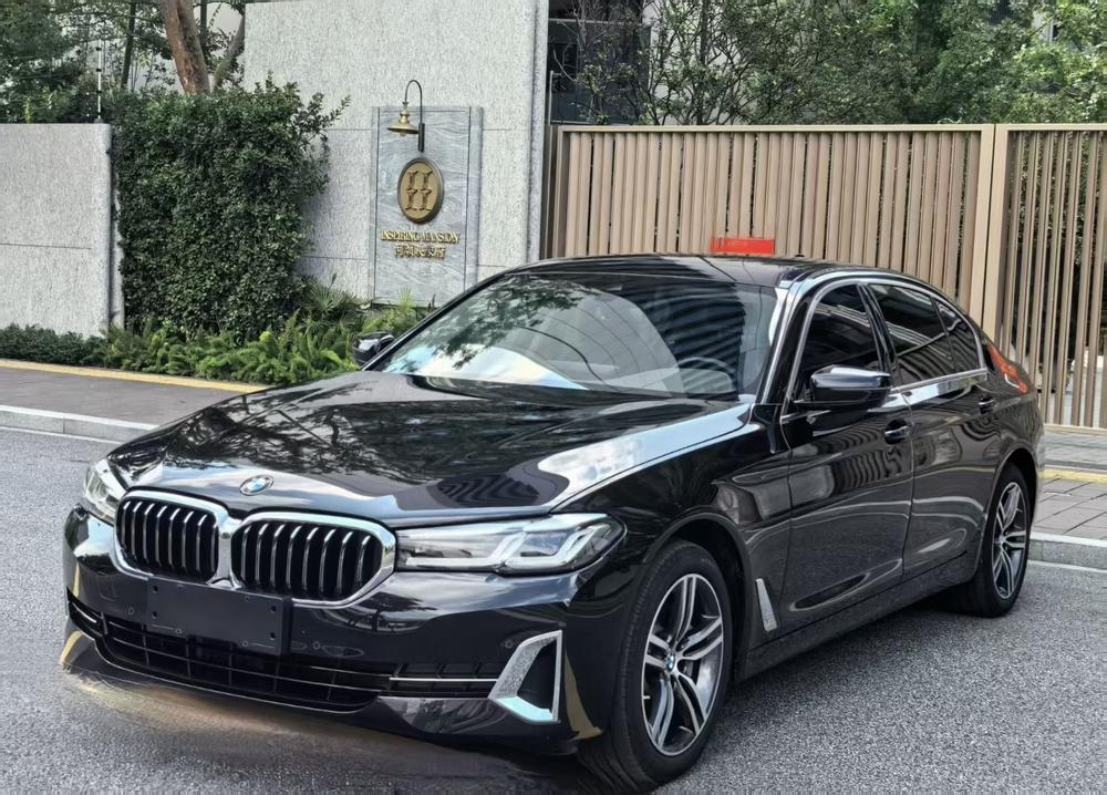 BMW BMW 5-Series