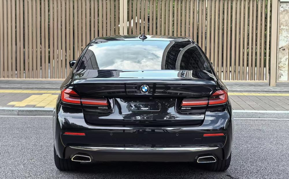 BMW BMW 5-Series