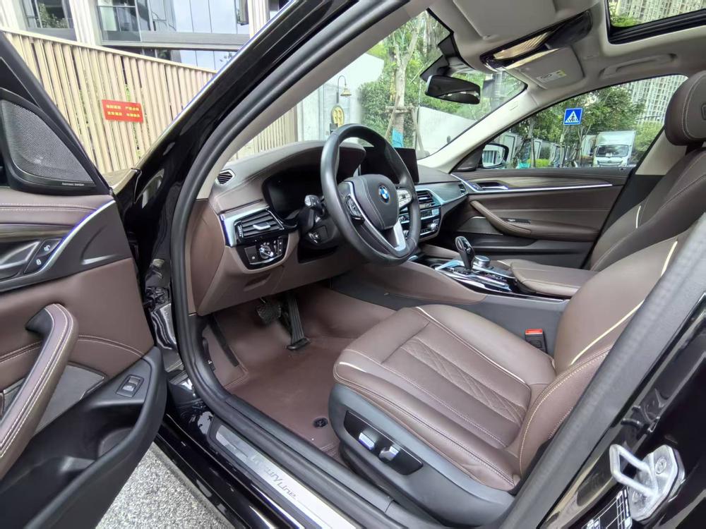 BMW BMW 5-Series