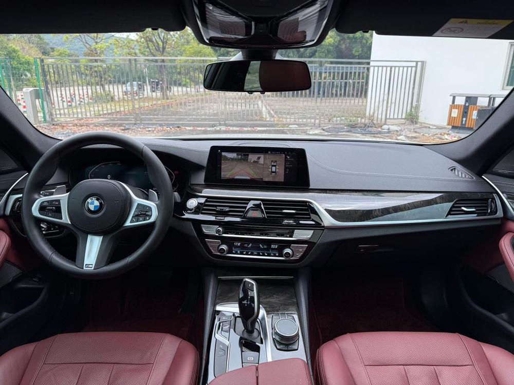 BMW BMW 5-Series