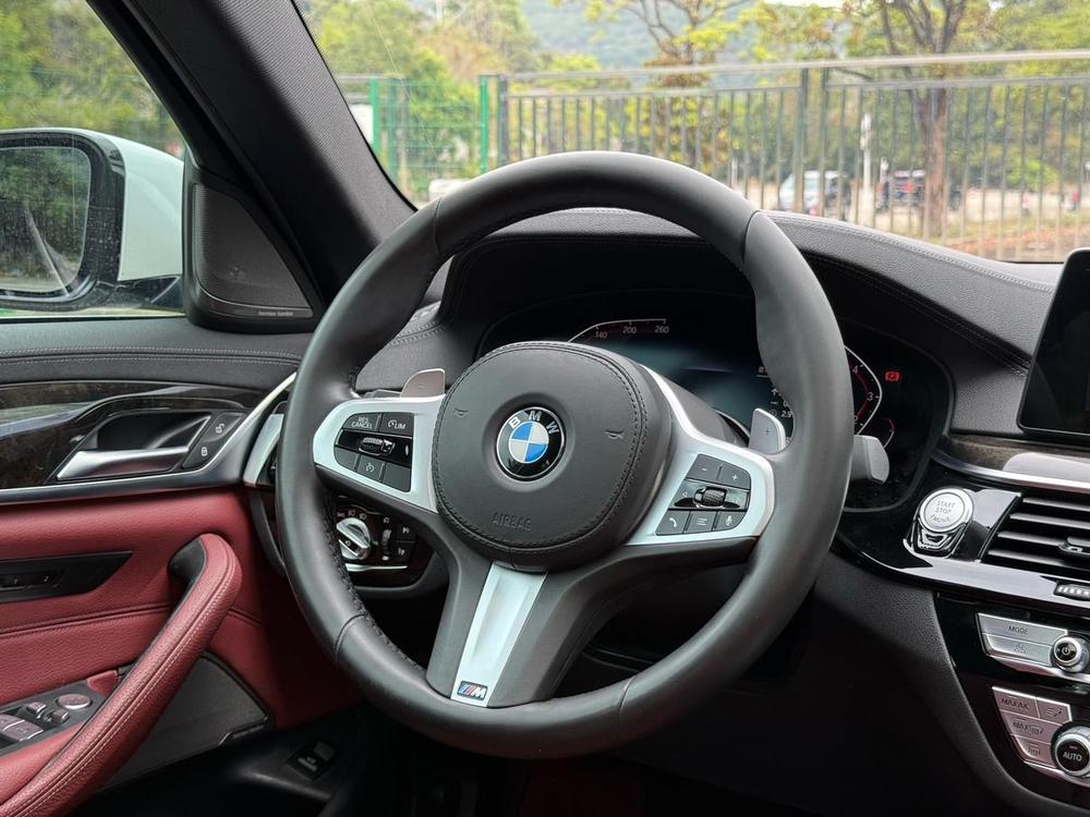 BMW BMW 5-Series