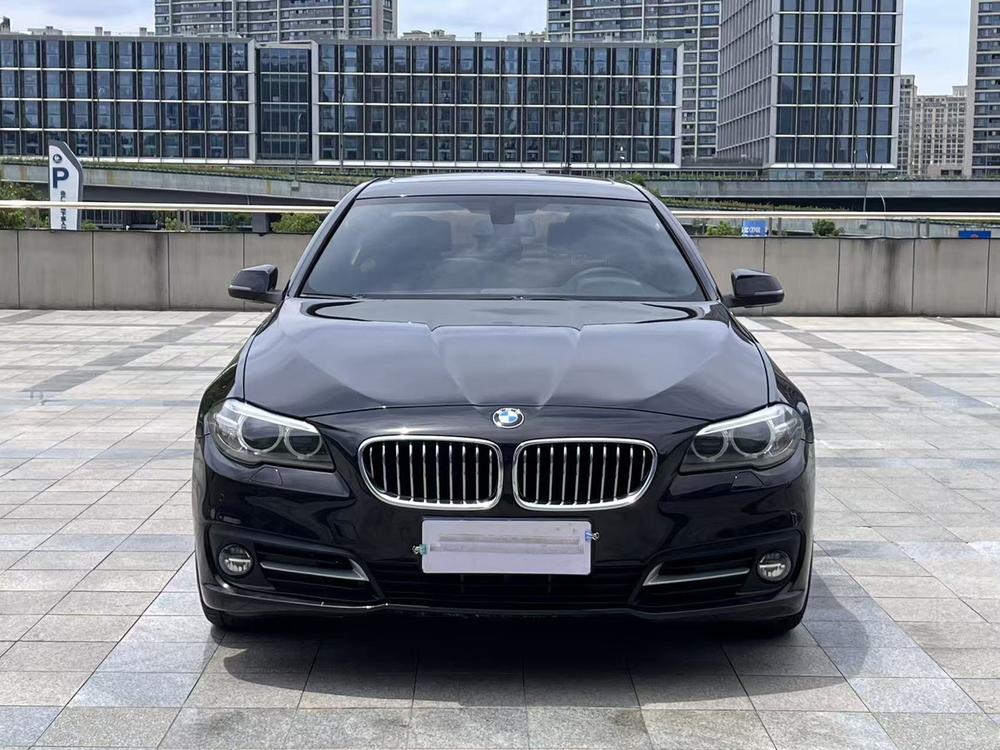 BMW BMW 5-Series