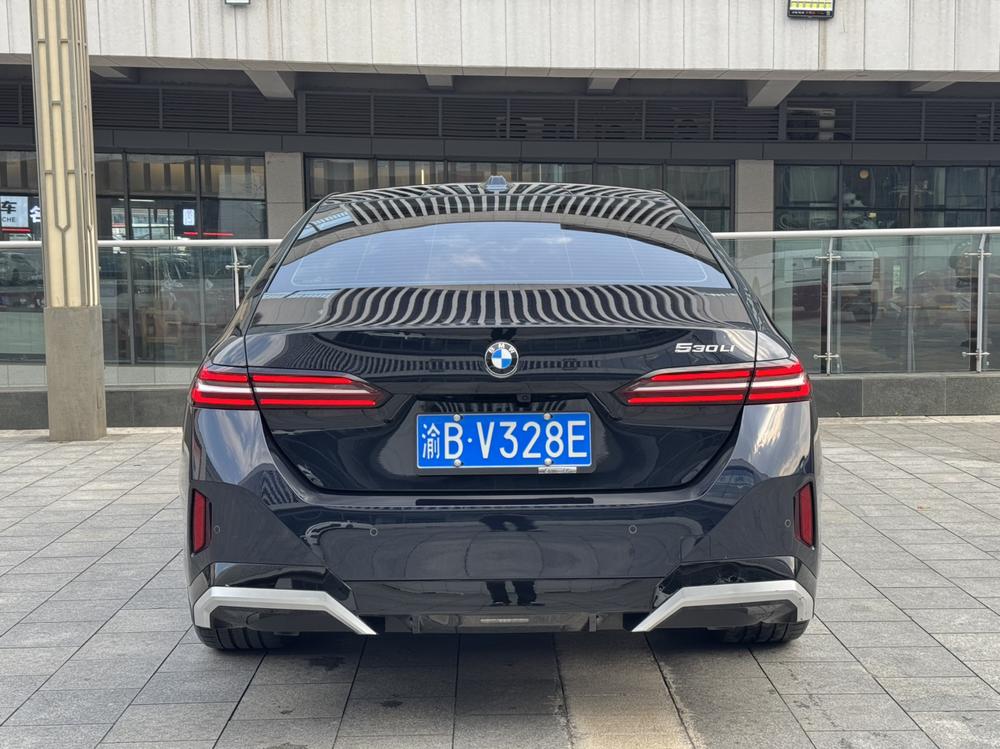 BMW BMW 5-Series