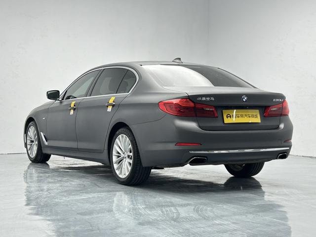 BMW BMW 5-Series