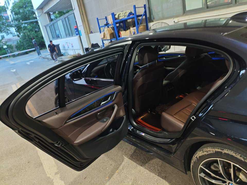 BMW BMW 5-Series