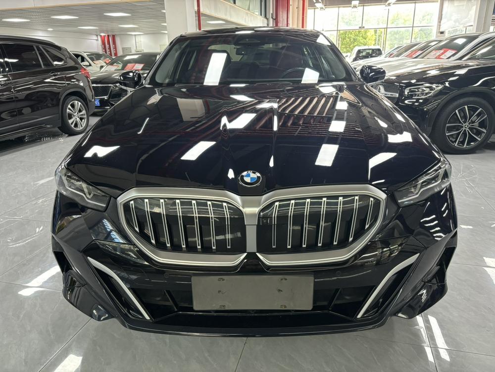 BMW BMW 5-Series