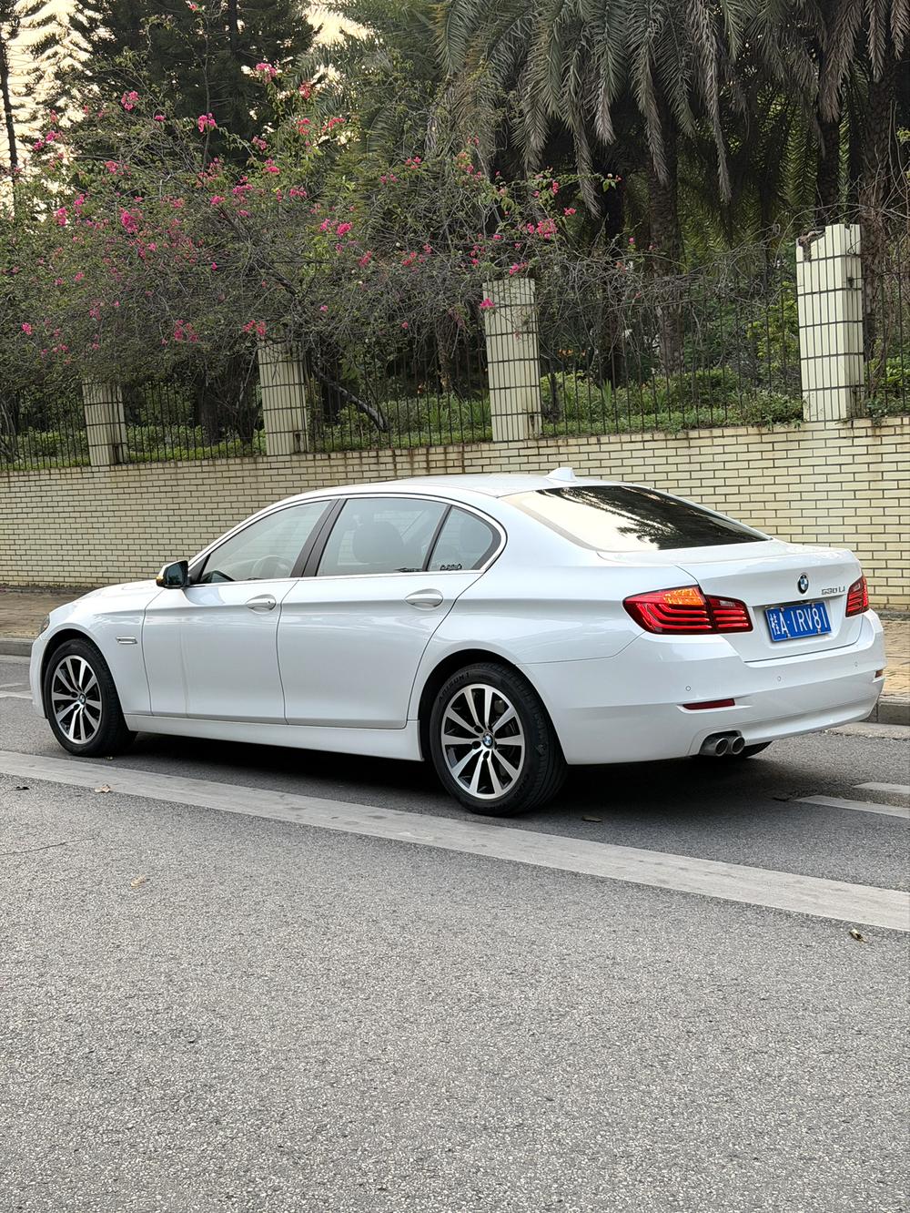 BMW BMW 5-Series