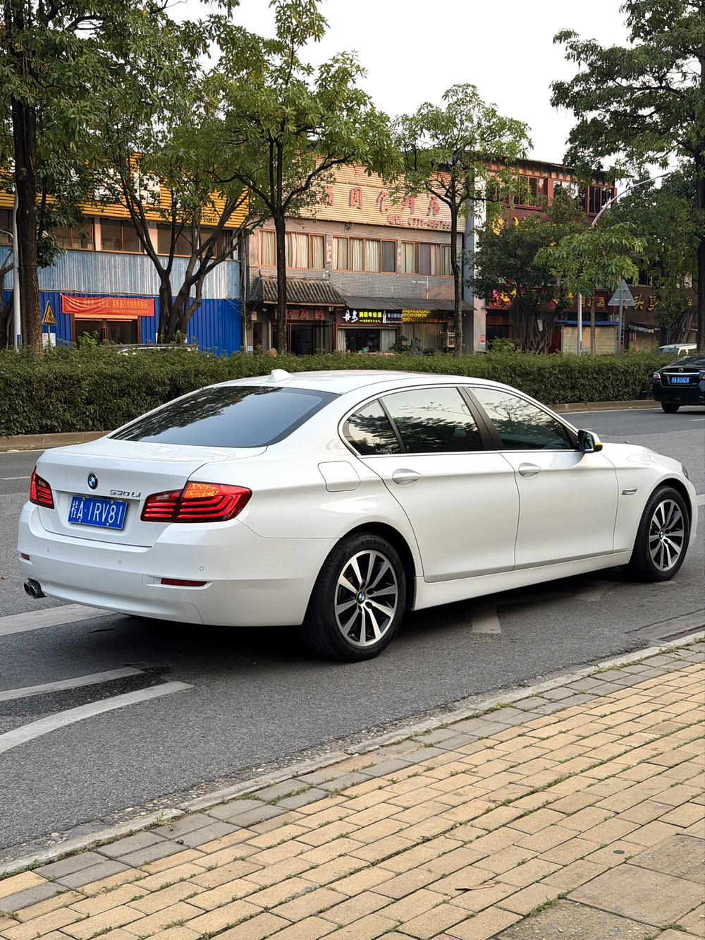 BMW BMW 5-Series