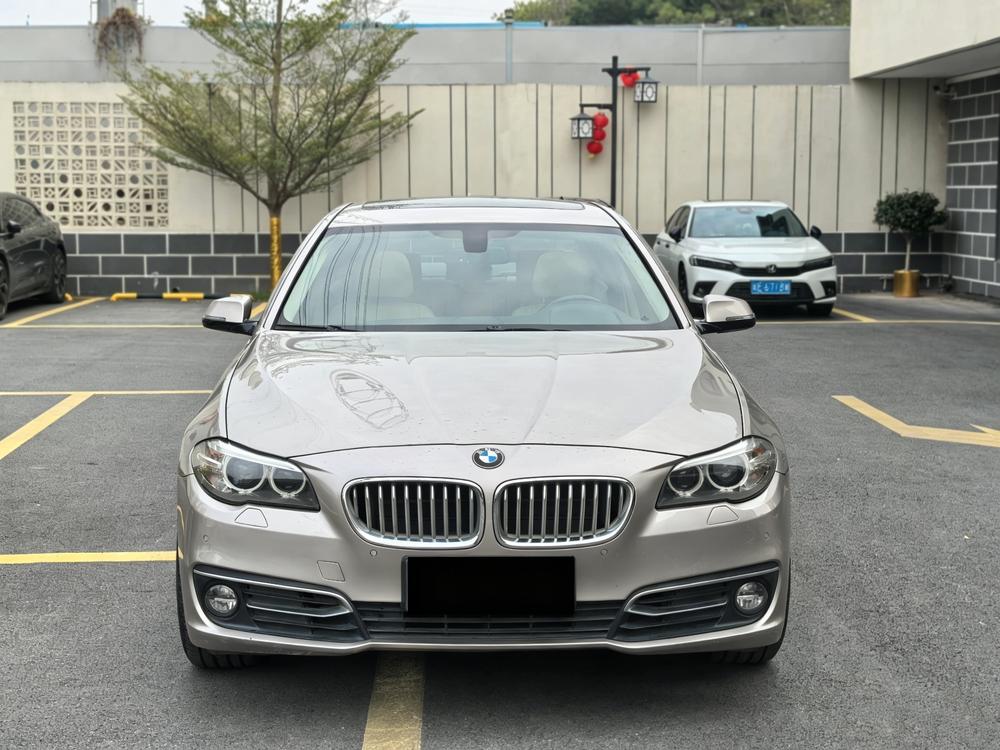 BMW BMW 5-Series