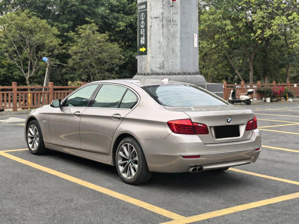 BMW BMW 5-Series