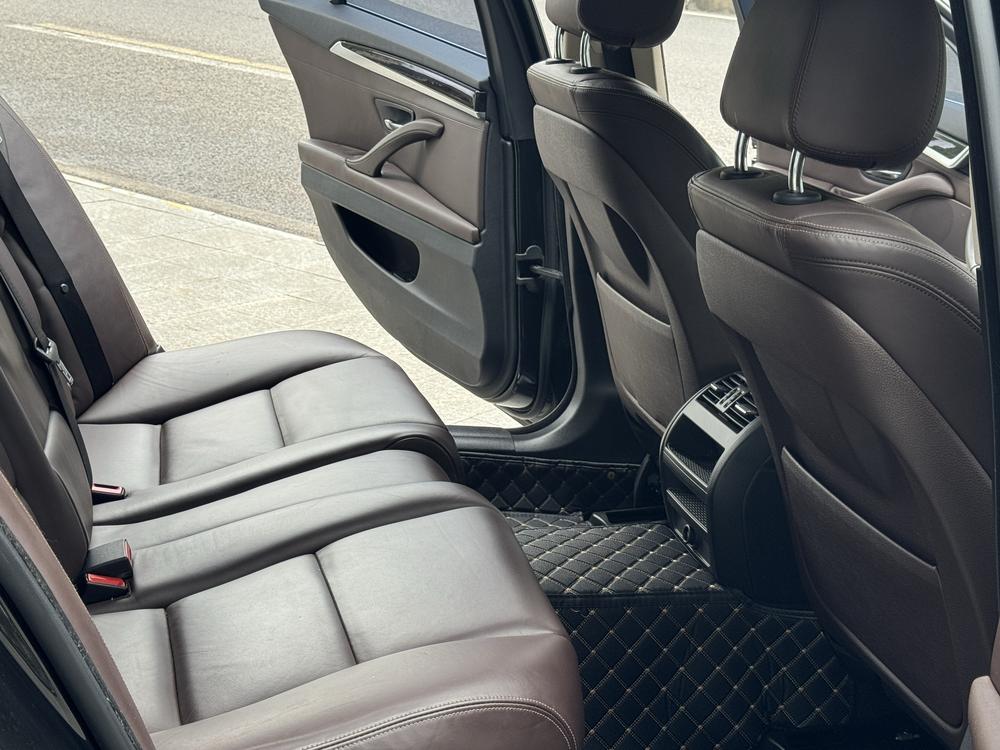 BMW BMW 5-Series
