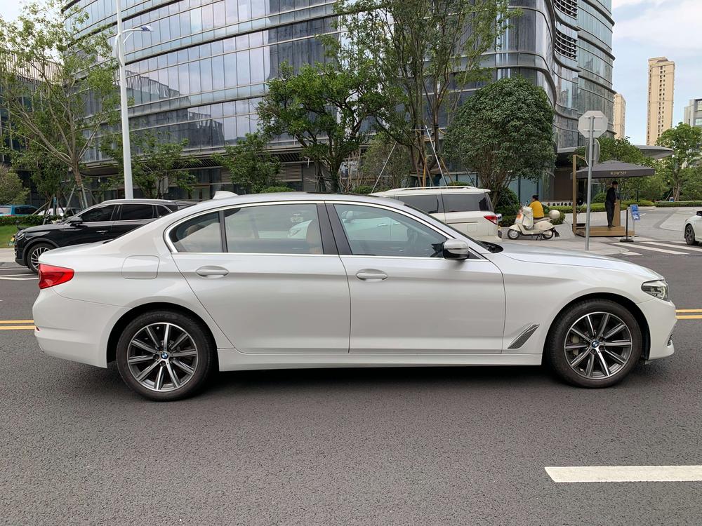 BMW BMW 5-Series