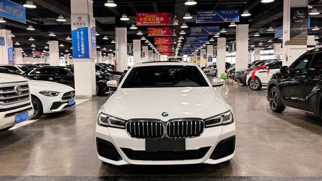 BMW BMW 5-Series