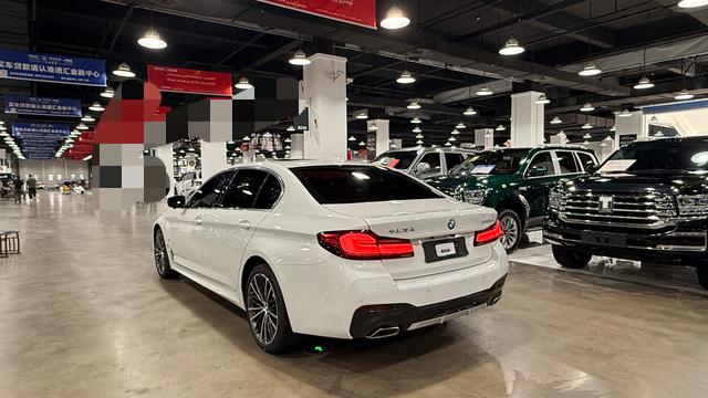 BMW BMW 5-Series