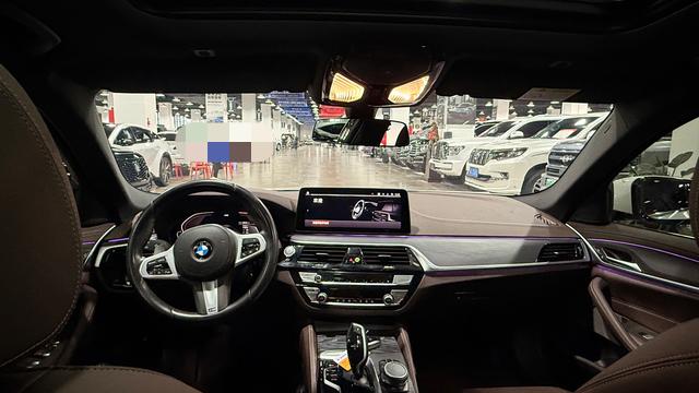 BMW BMW 5-Series