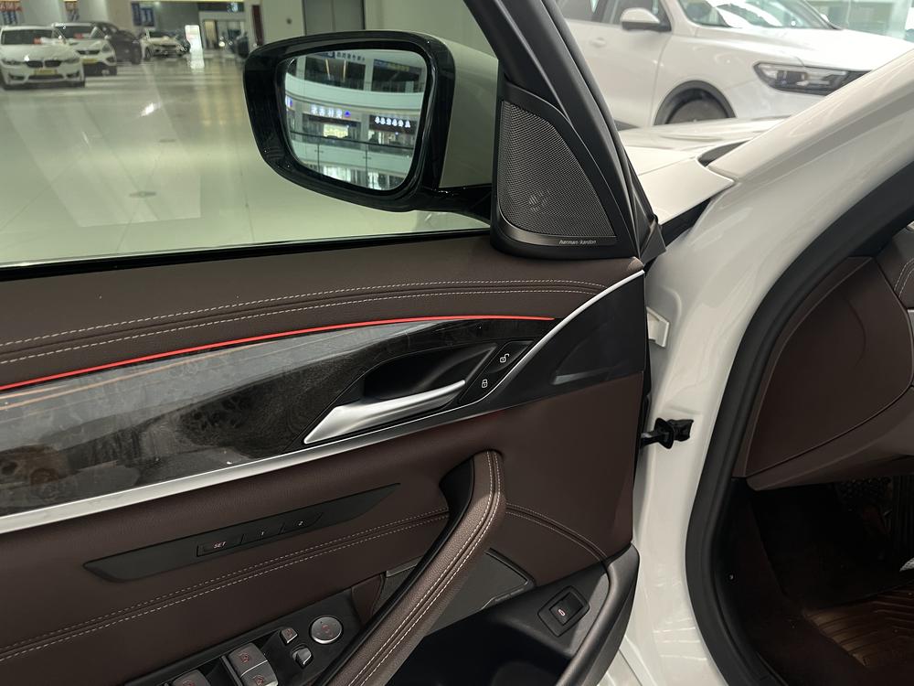 BMW BMW 5-Series