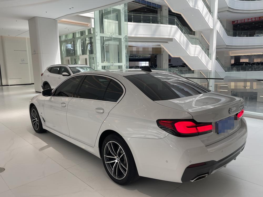 BMW BMW 5-Series