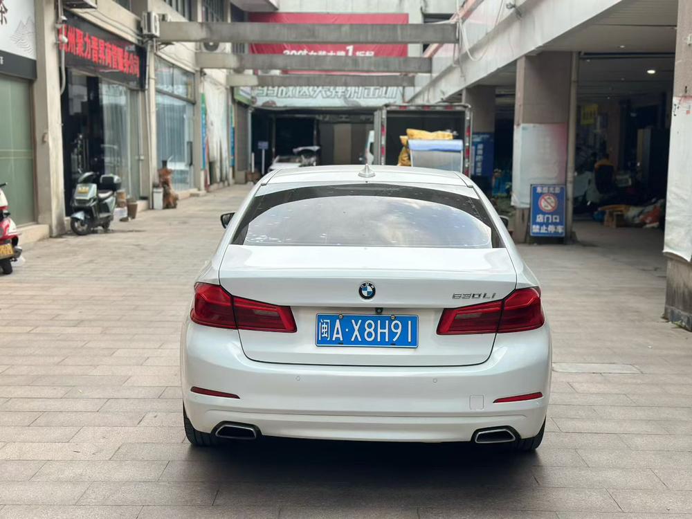 BMW BMW 5-Series