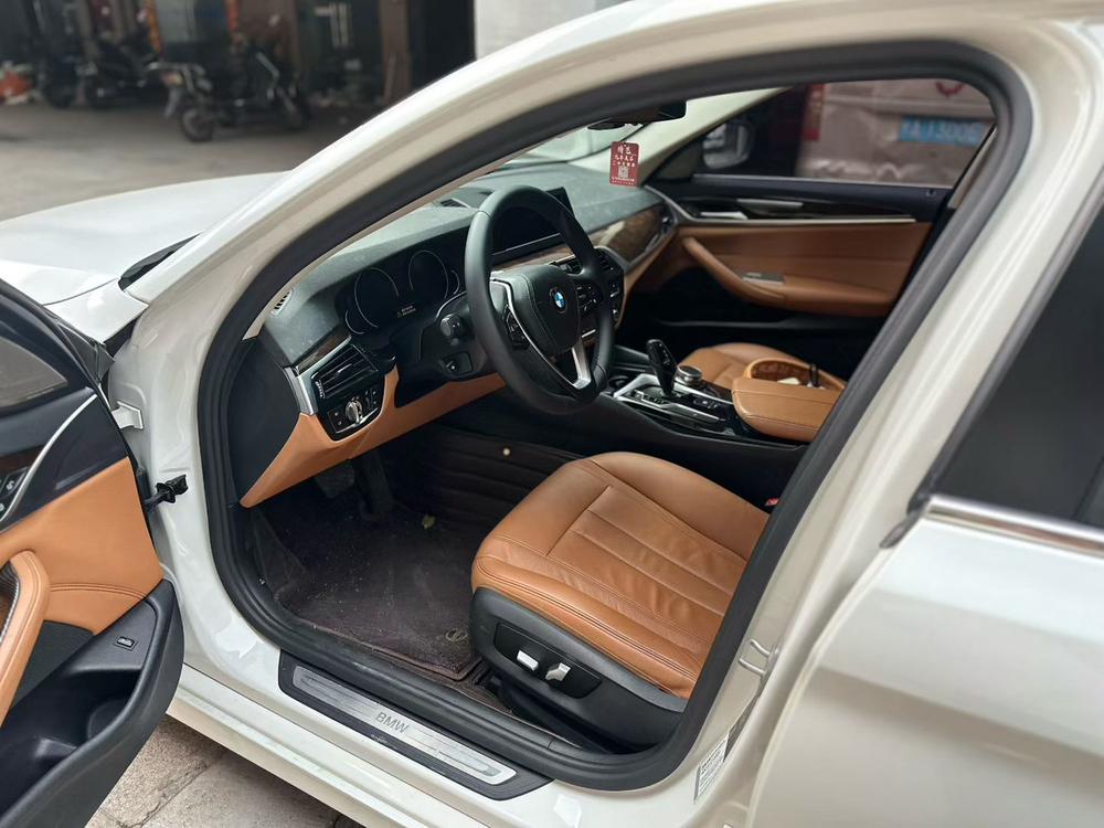 BMW BMW 5-Series