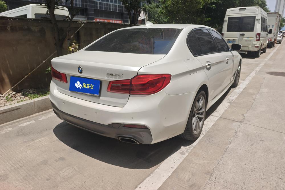 BMW BMW 5-Series