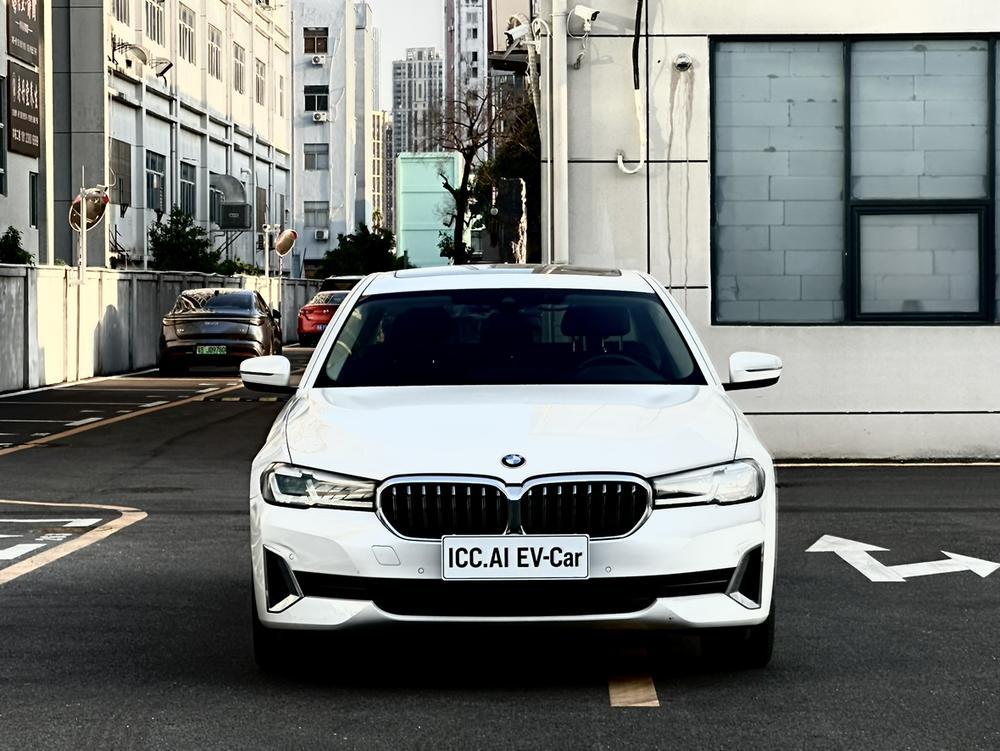 BMW BMW 5-Series