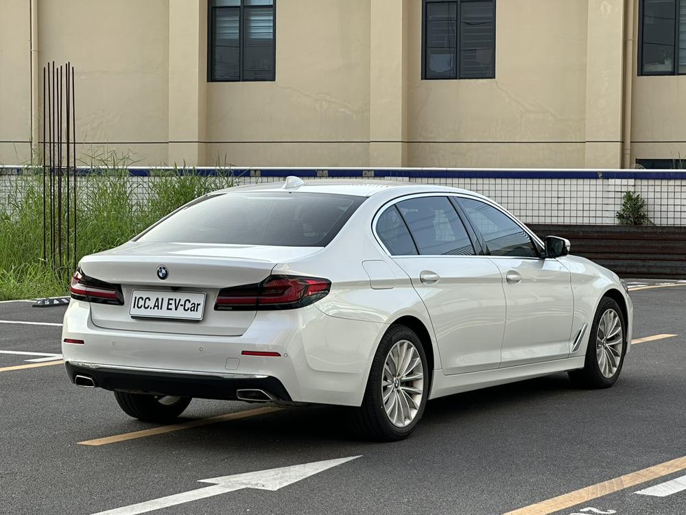 BMW BMW 5-Series