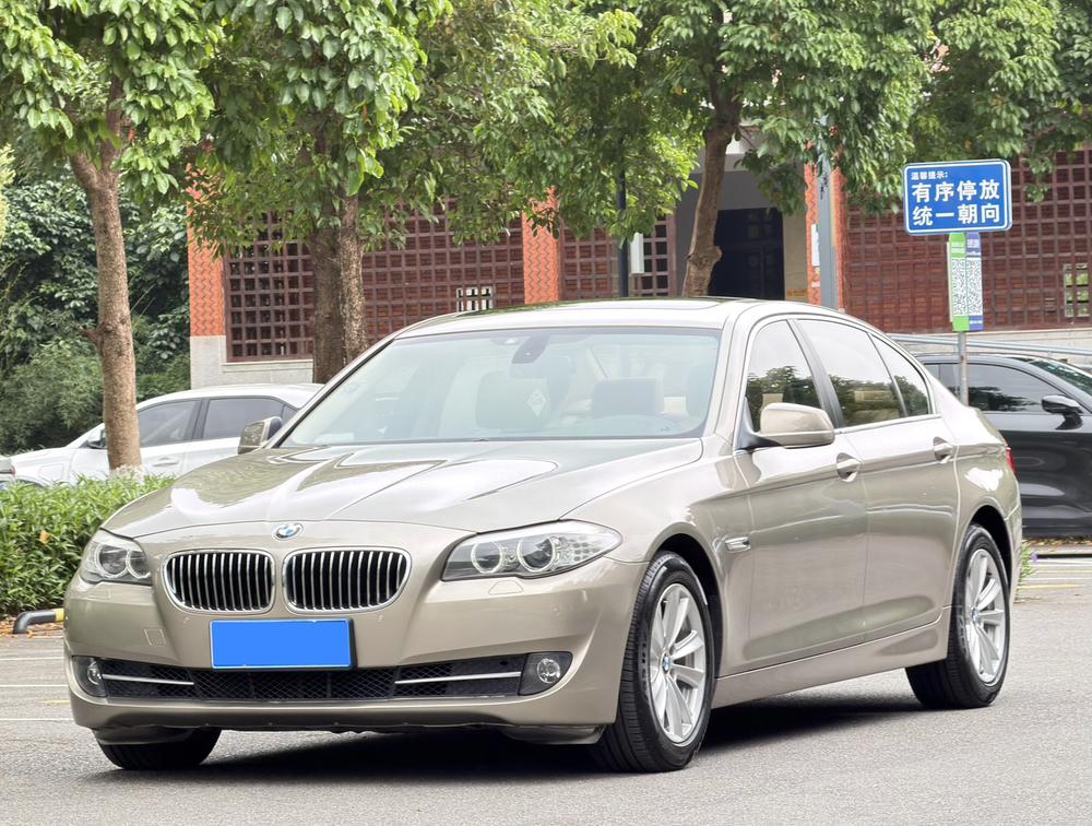 BMW BMW 5-Series
