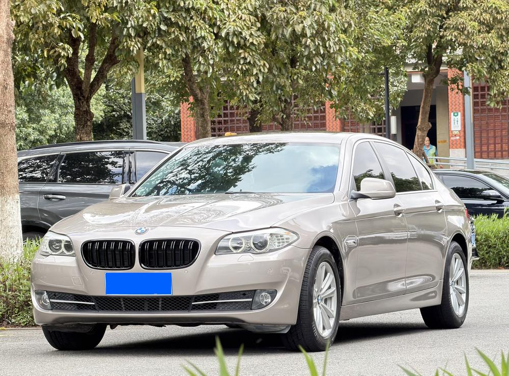 BMW BMW 5-Series