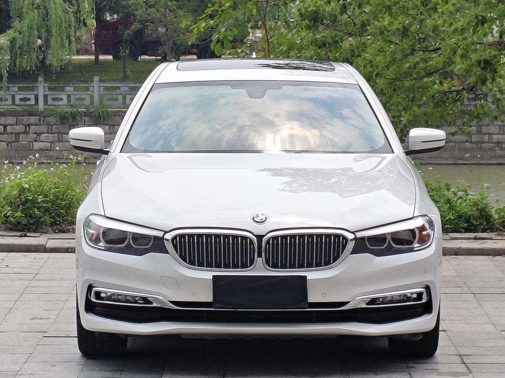 BMW BMW 5-Series