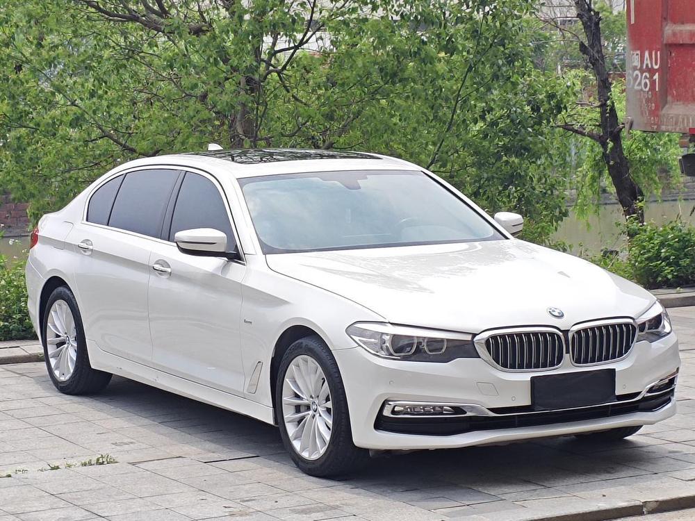 BMW BMW 5-Series
