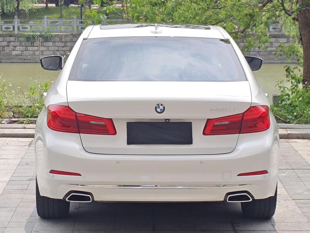 BMW BMW 5-Series