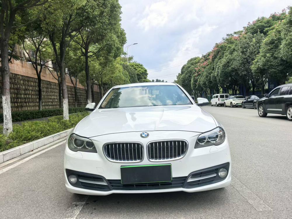 BMW BMW 5-Series