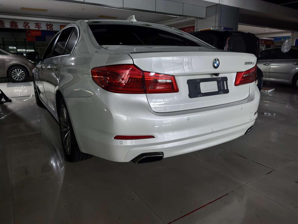 BMW BMW 5-Series