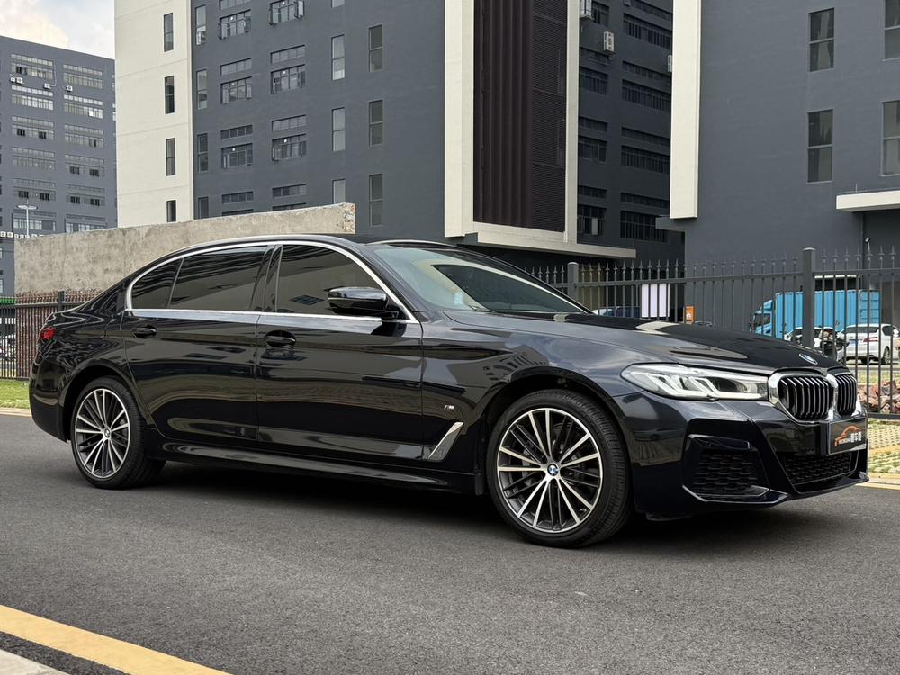 BMW BMW 5-Series