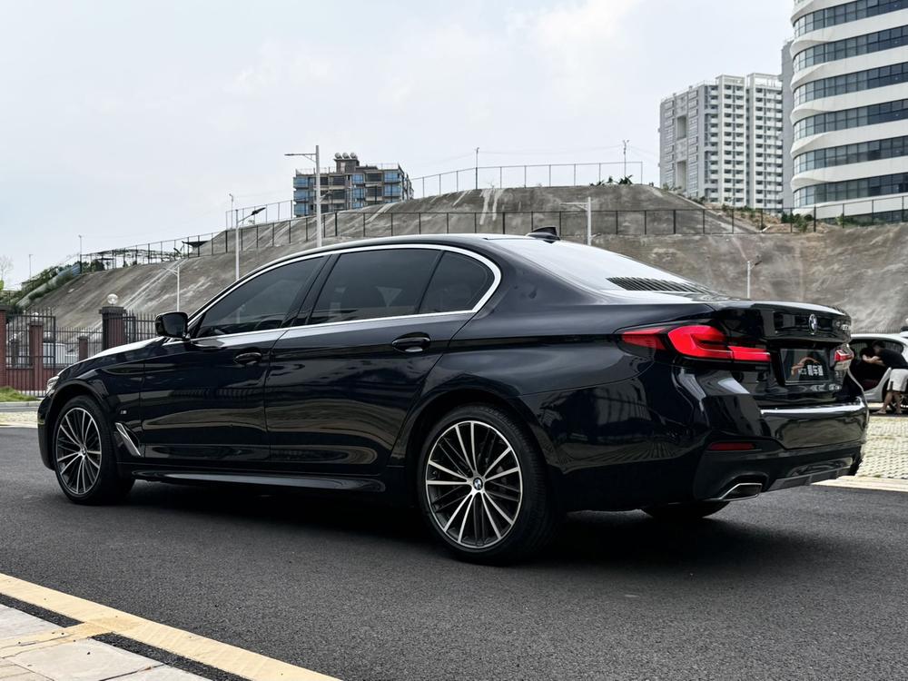 BMW BMW 5-Series