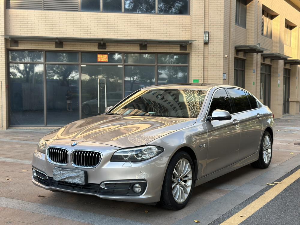 BMW BMW 5-Series
