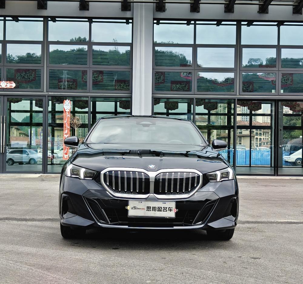 BMW BMW 5-Series